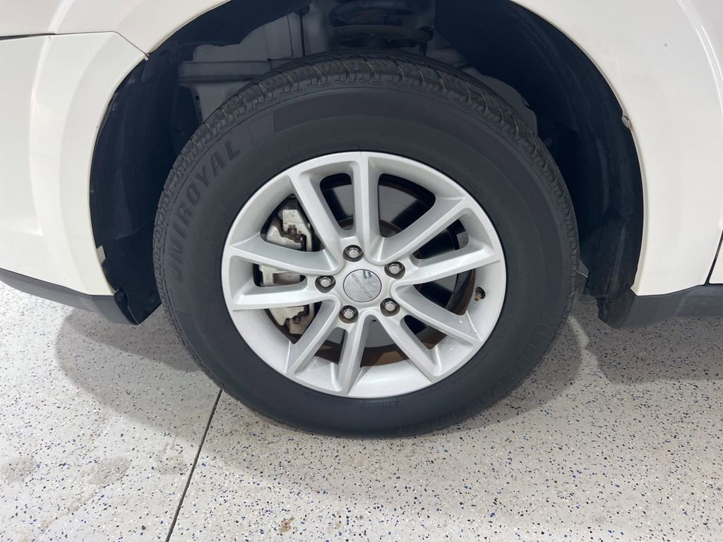 Used 2017 Dodge Journey SXT FWD image 28