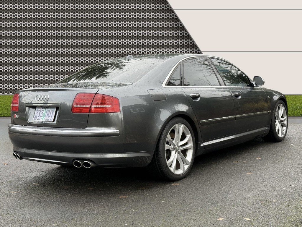 Used 2009 Audi S8 image 11