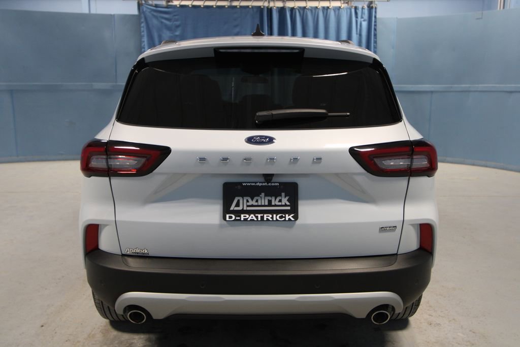 Used 2025 Ford Escape SE image 27