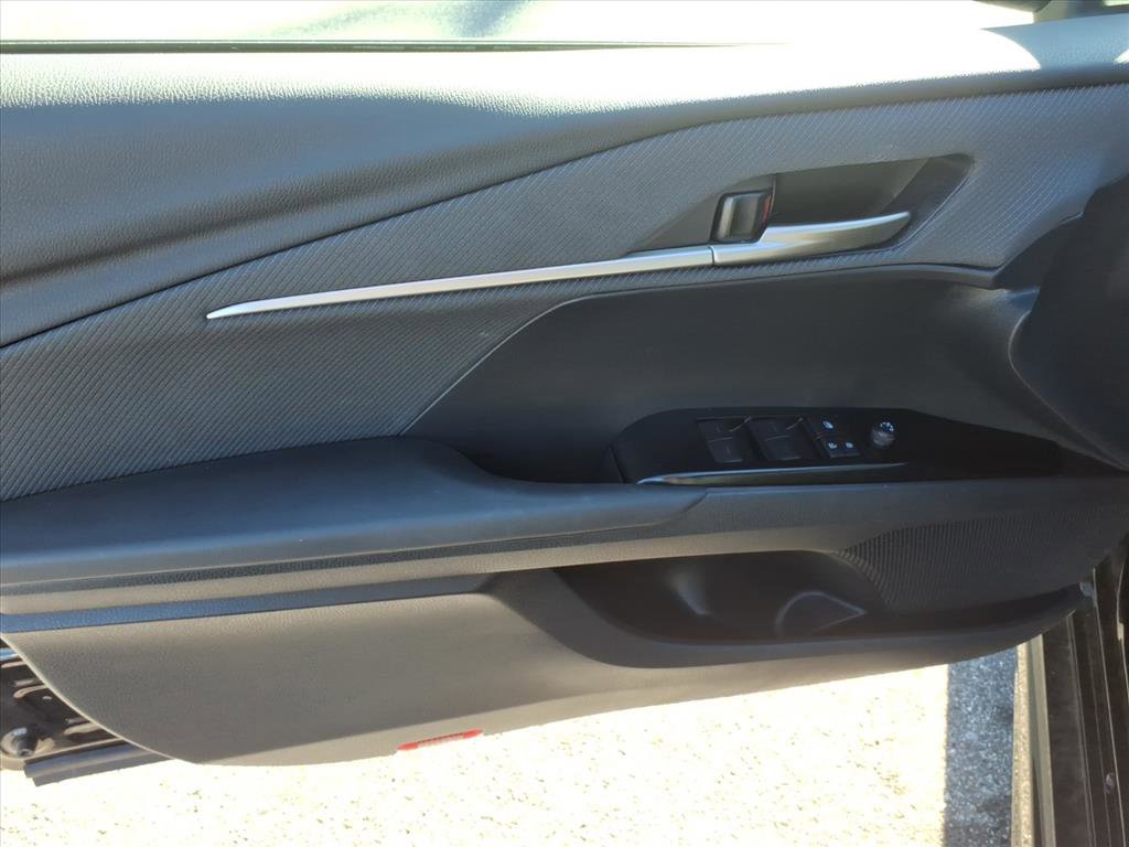 Certified 2025 Toyota Camry SE w/ Convenience Package FWD image 23