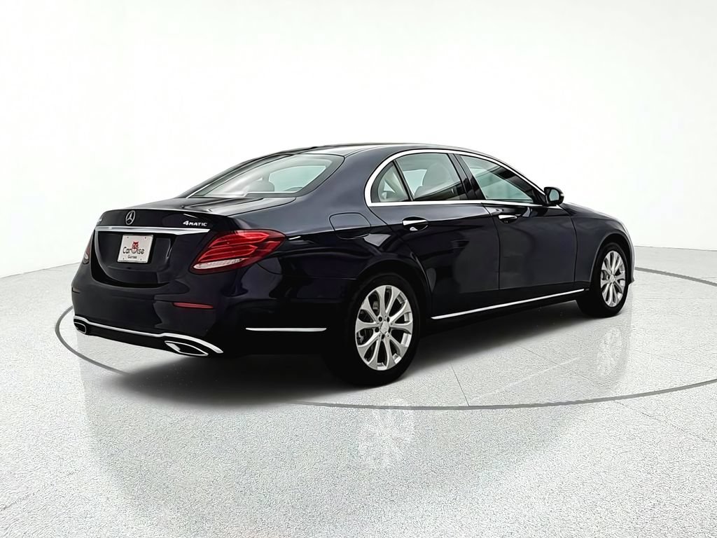 Used 2017 Mercedes-Benz E 300 4MATIC image 6