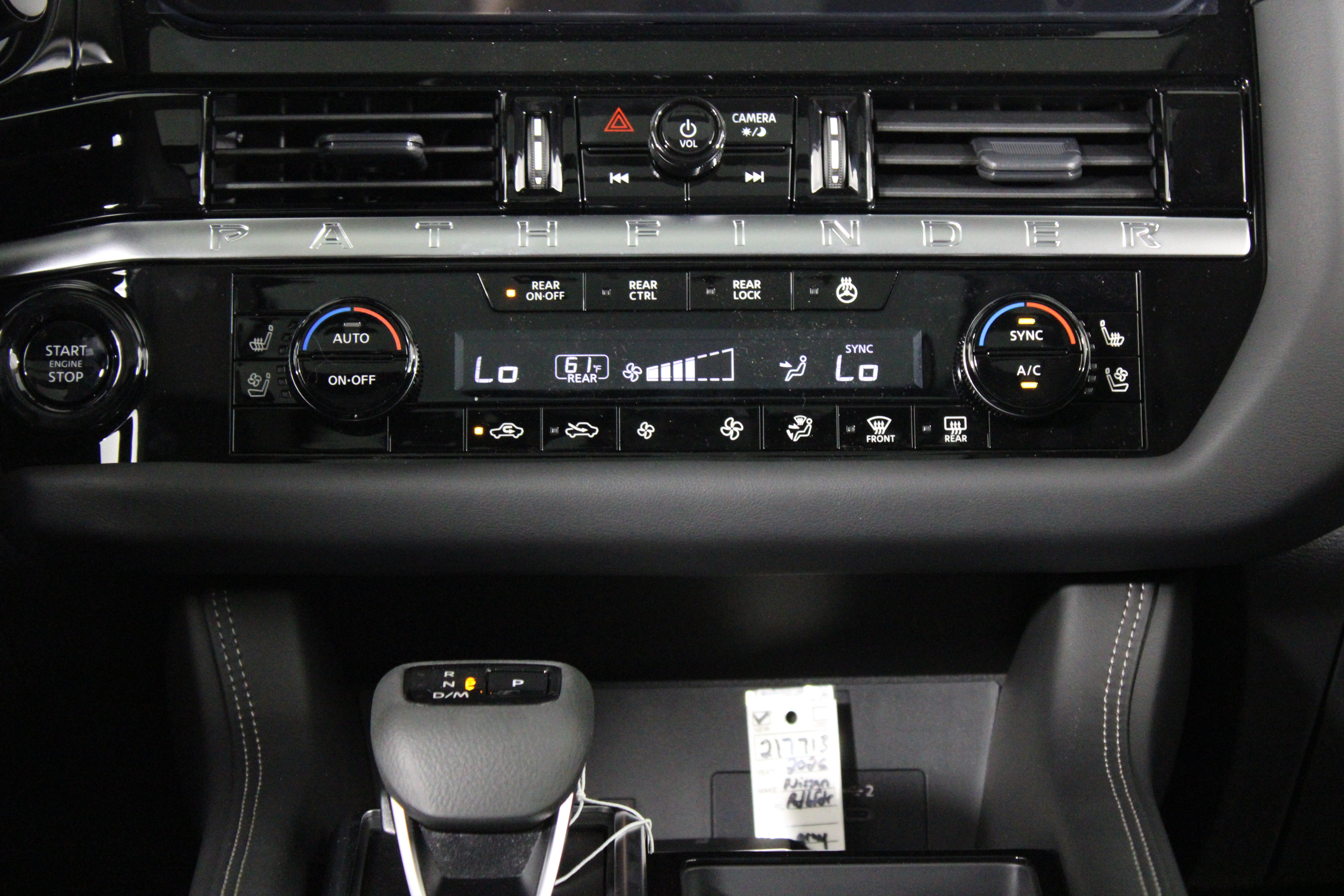 New 2026 Nissan Pathfinder Platinum FWD image 15