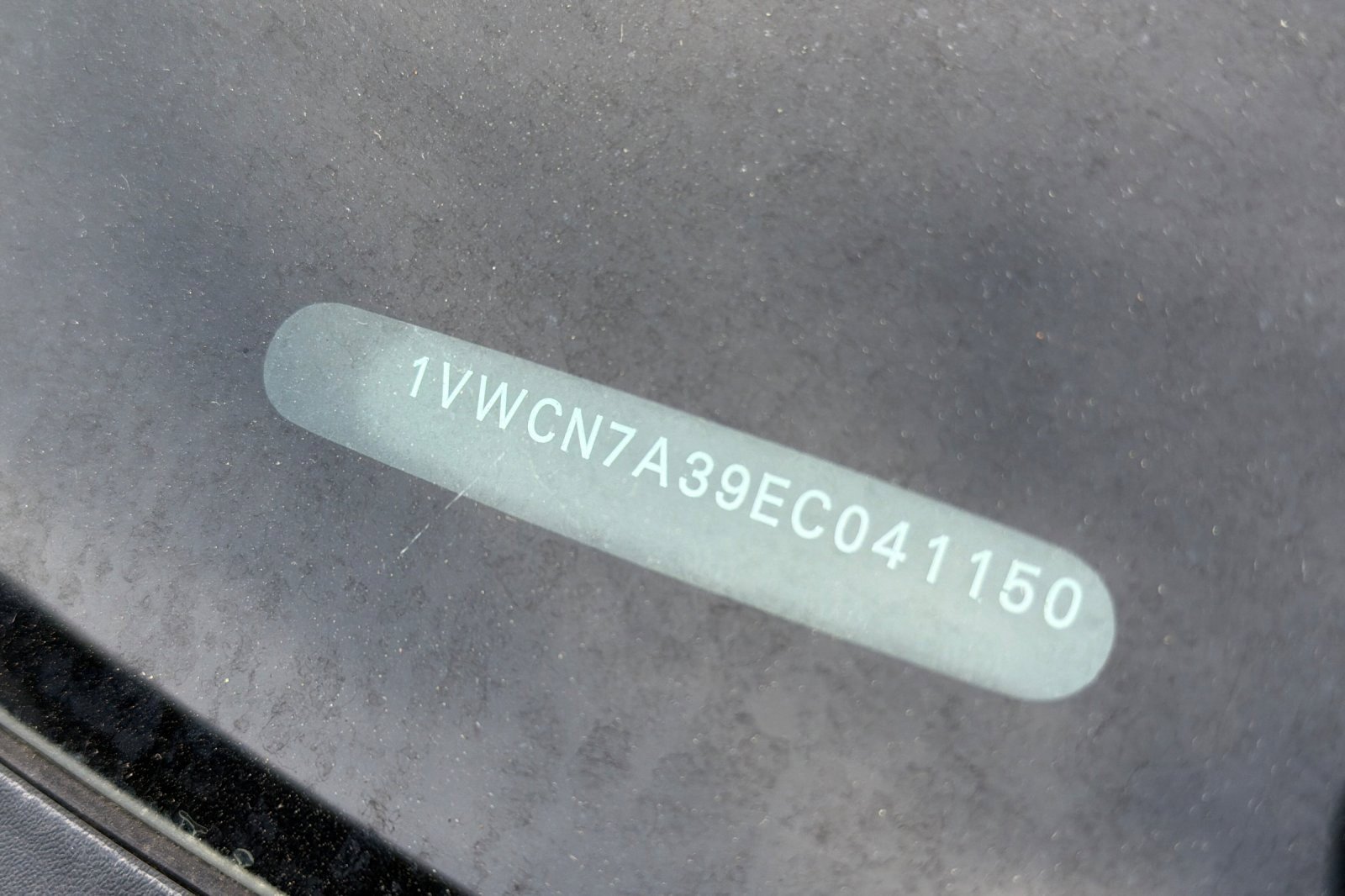 Used 2014 Volkswagen Passat TDI SEL Premium FWD image 3