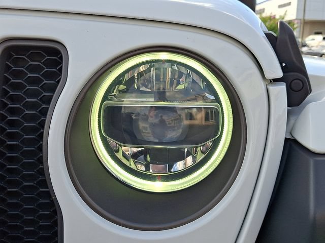 Used 2018 Jeep Wrangler Unlimited Rubicon AWD/4WD image 9