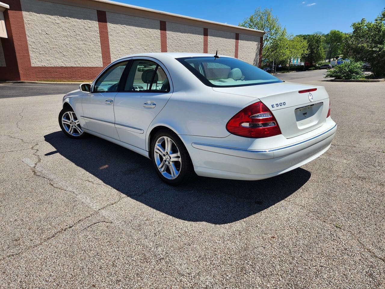 Used 2004 Mercedes-Benz E 500 Sedan image 10