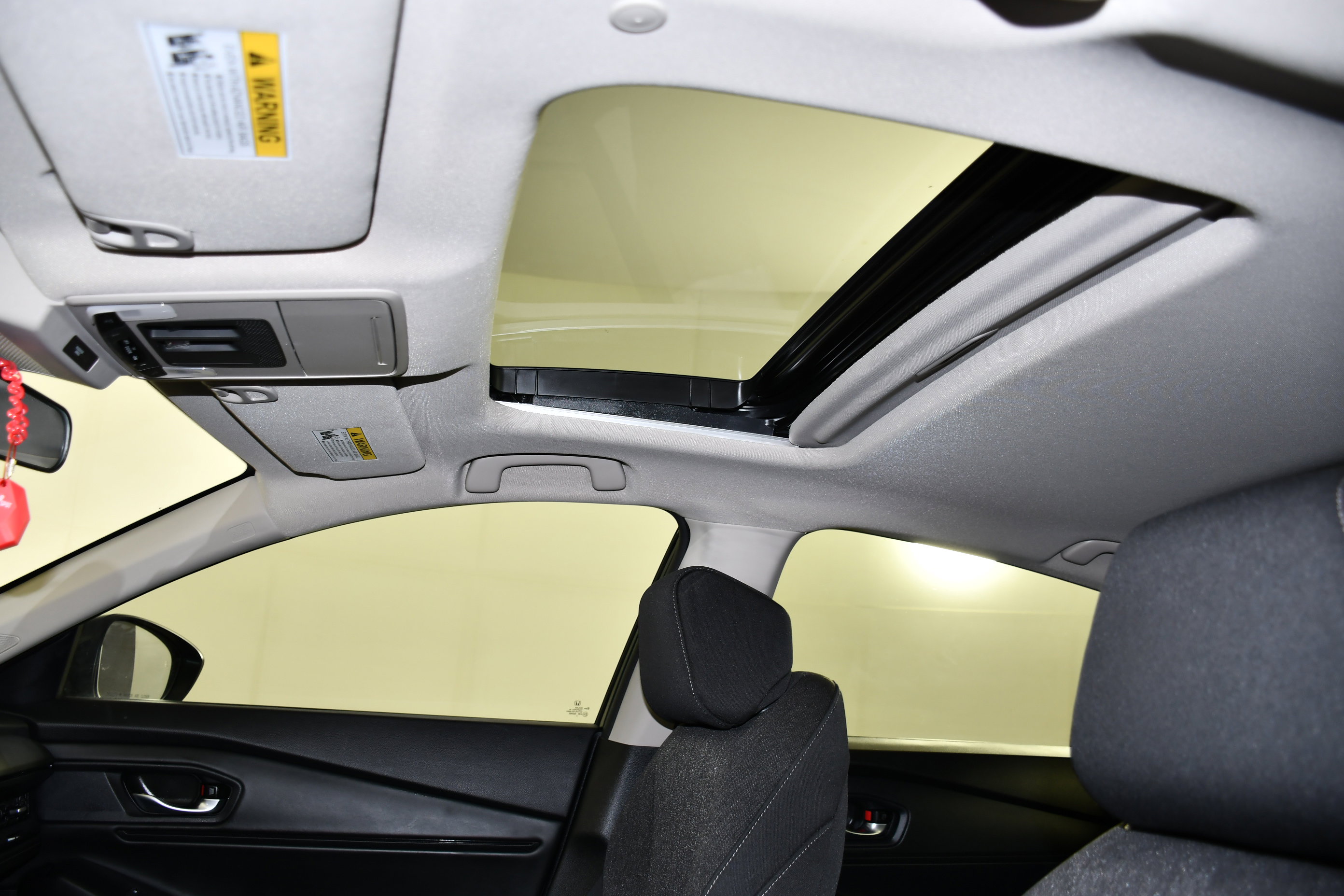 Certified 2024 Honda Accord EX image 37