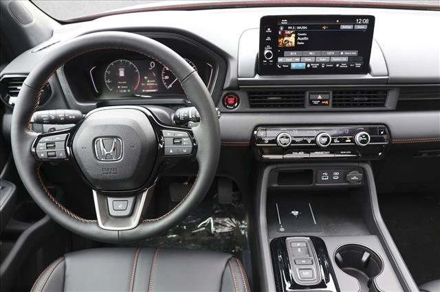 New 2025 Honda Pilot TrailSport image 25