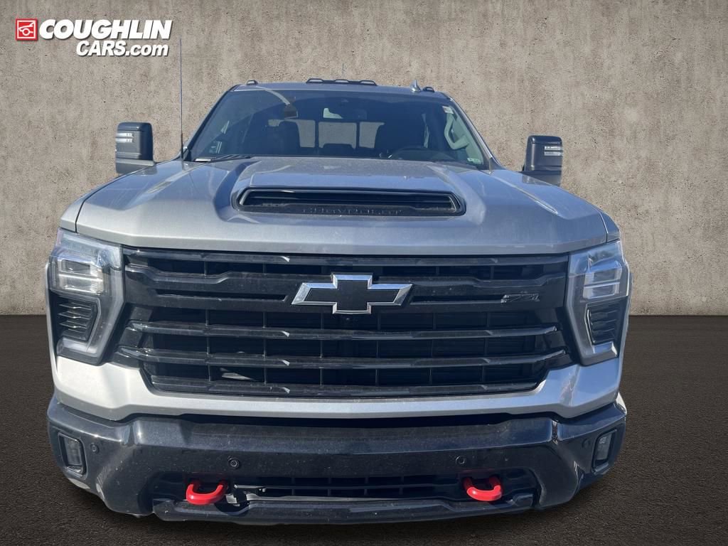 Used 2025 Chevrolet Silverado 2500 LTZ w/ LTZ Plus Package image 8