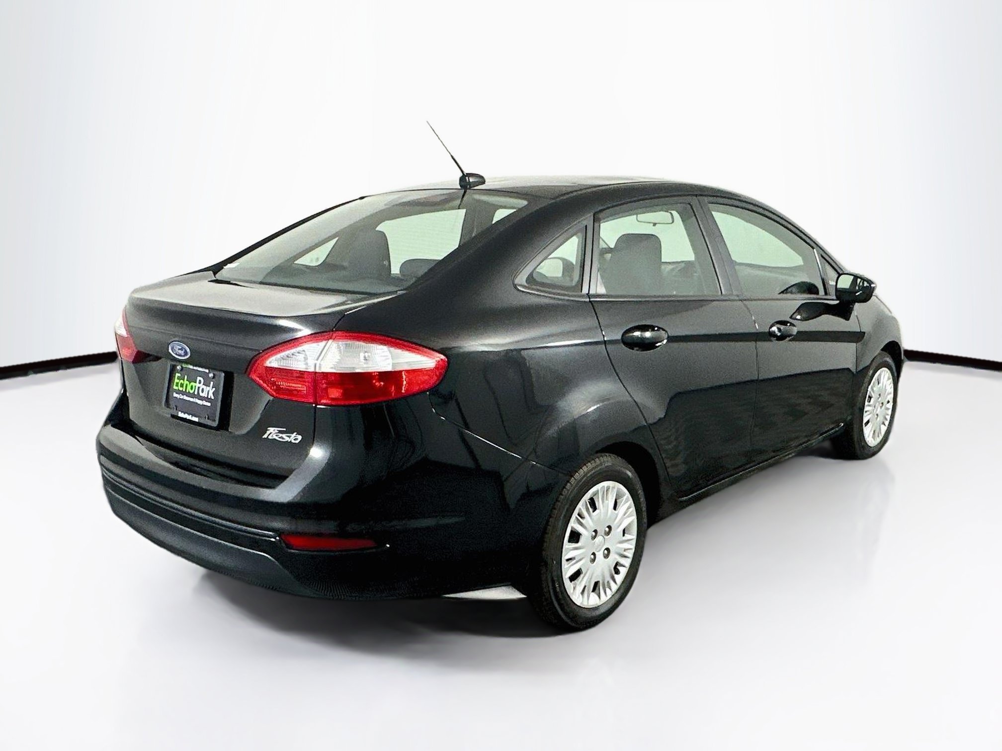 Used 2014 Ford Fiesta S FWD image 9