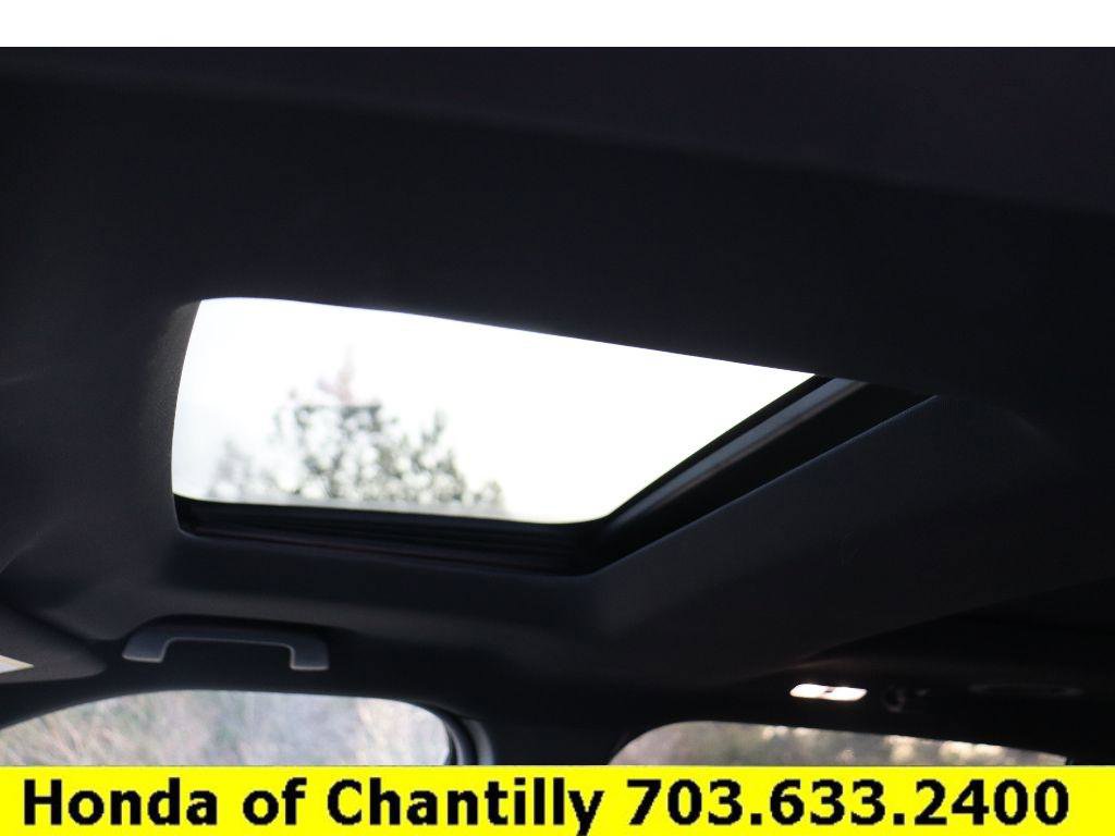 Used 2018 Ford Explorer Limited image 28