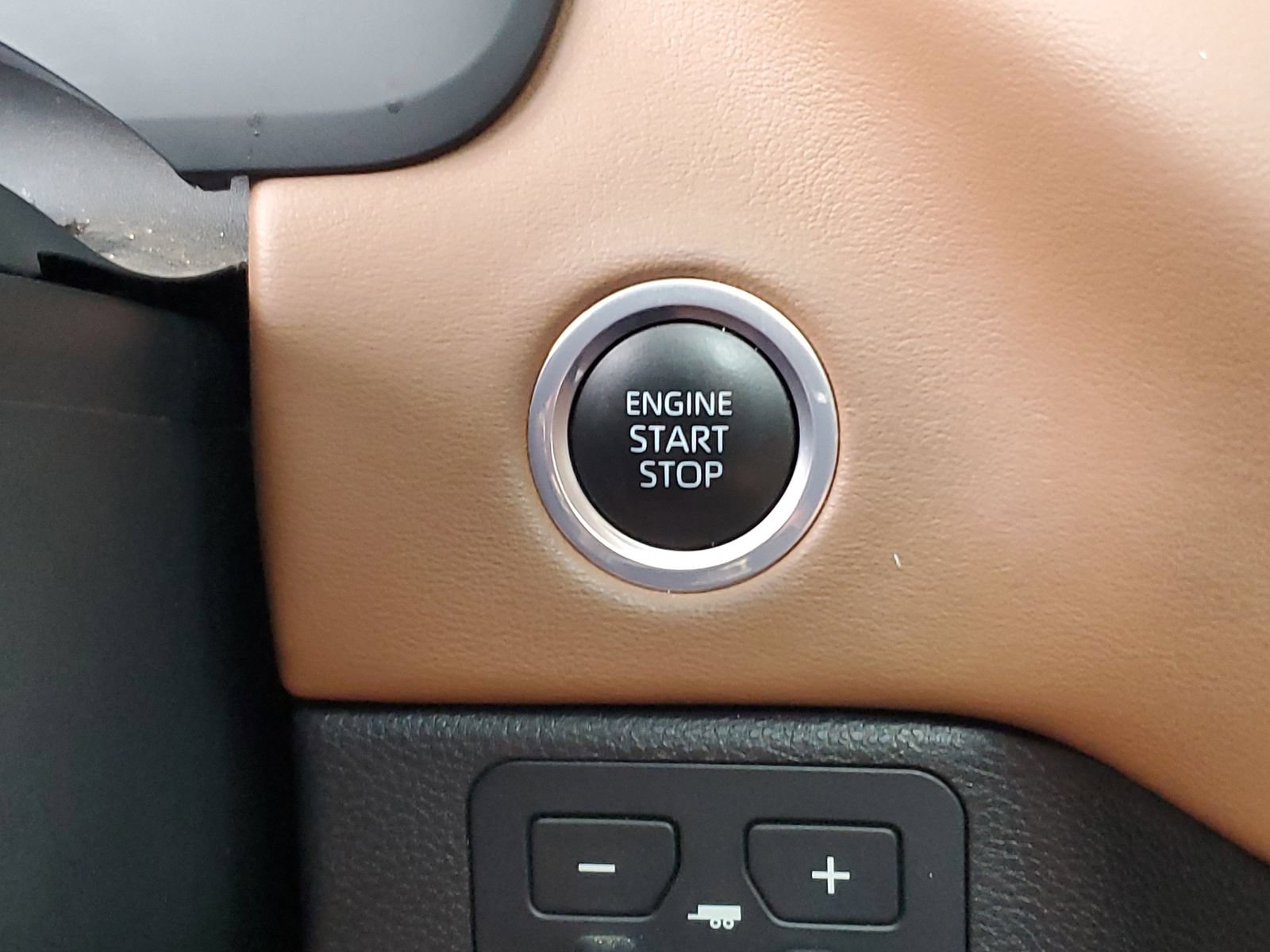Used 2024 Toyota Tundra 1794 Edition AWD/4WD image 31
