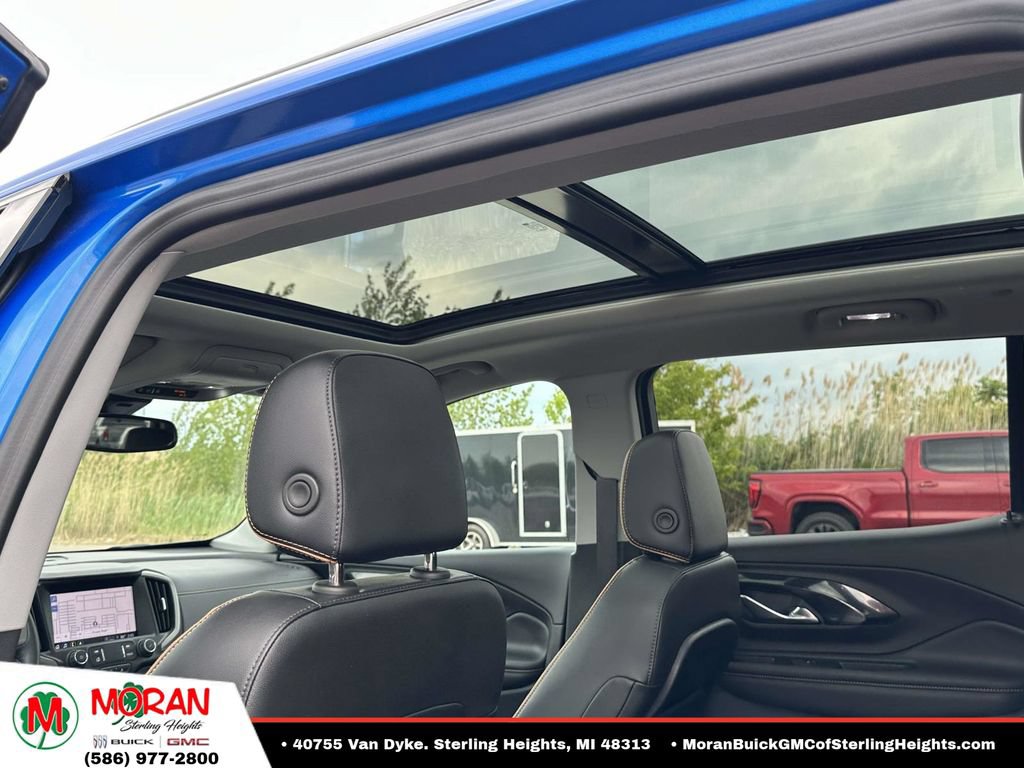 Certified 2024 GMC Terrain AT4 w/ Infotainment Package II AWD/4WD image 15