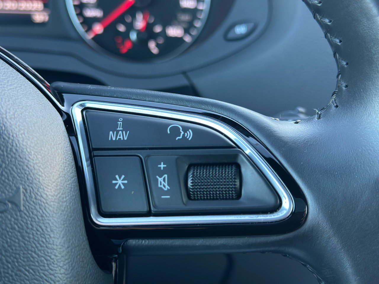 Used 2017 Audi Q3 2.0T Premium Plus image 34