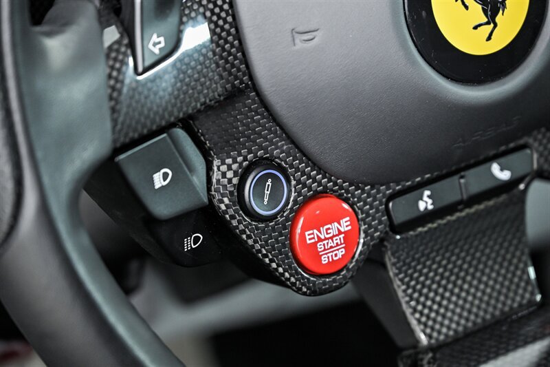 Used 2020 Ferrari 812 Superfast RWD image 25