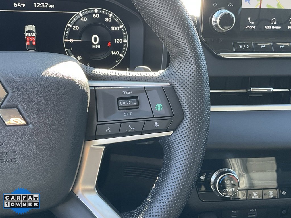 Used 2023 Mitsubishi Outlander SE image 41