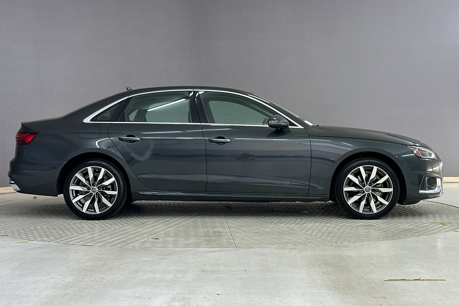 Used 2020 Audi A4 2.0T Premium w/ Convenience Package FWD image 7