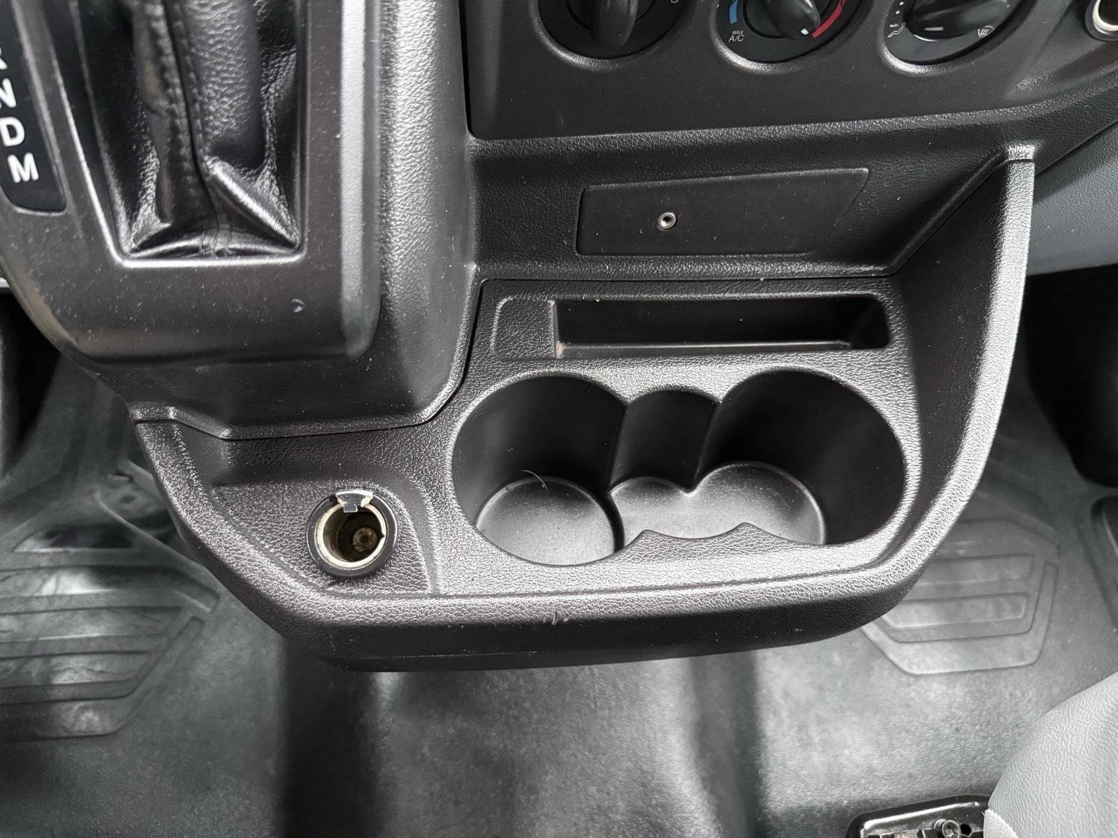 Used 2019 Ford Transit 150 148 Medium Roof image 33