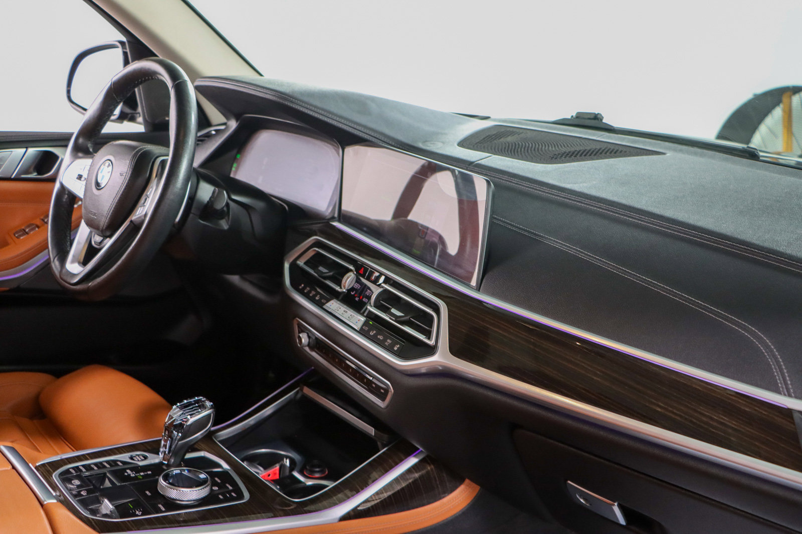 Used 2021 BMW X7 xDrive40i w/ Executive Package image 27