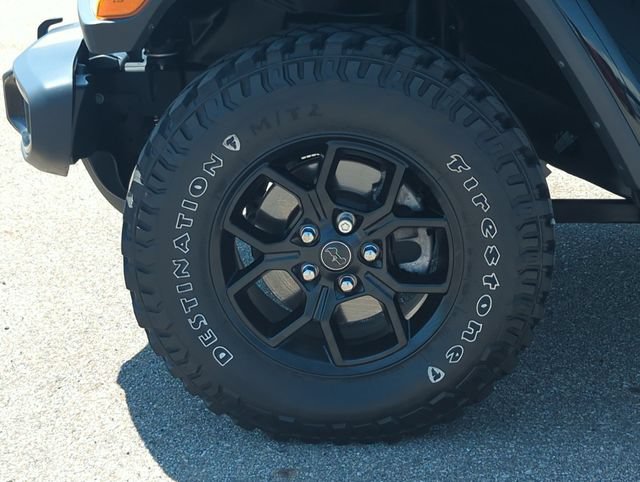 Used 2024 Jeep Gladiator Overland AWD/4WD image 10