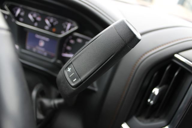 Used 2022 GMC Sierra 2500 AT4 w/ AT4 Preferred Package image 10