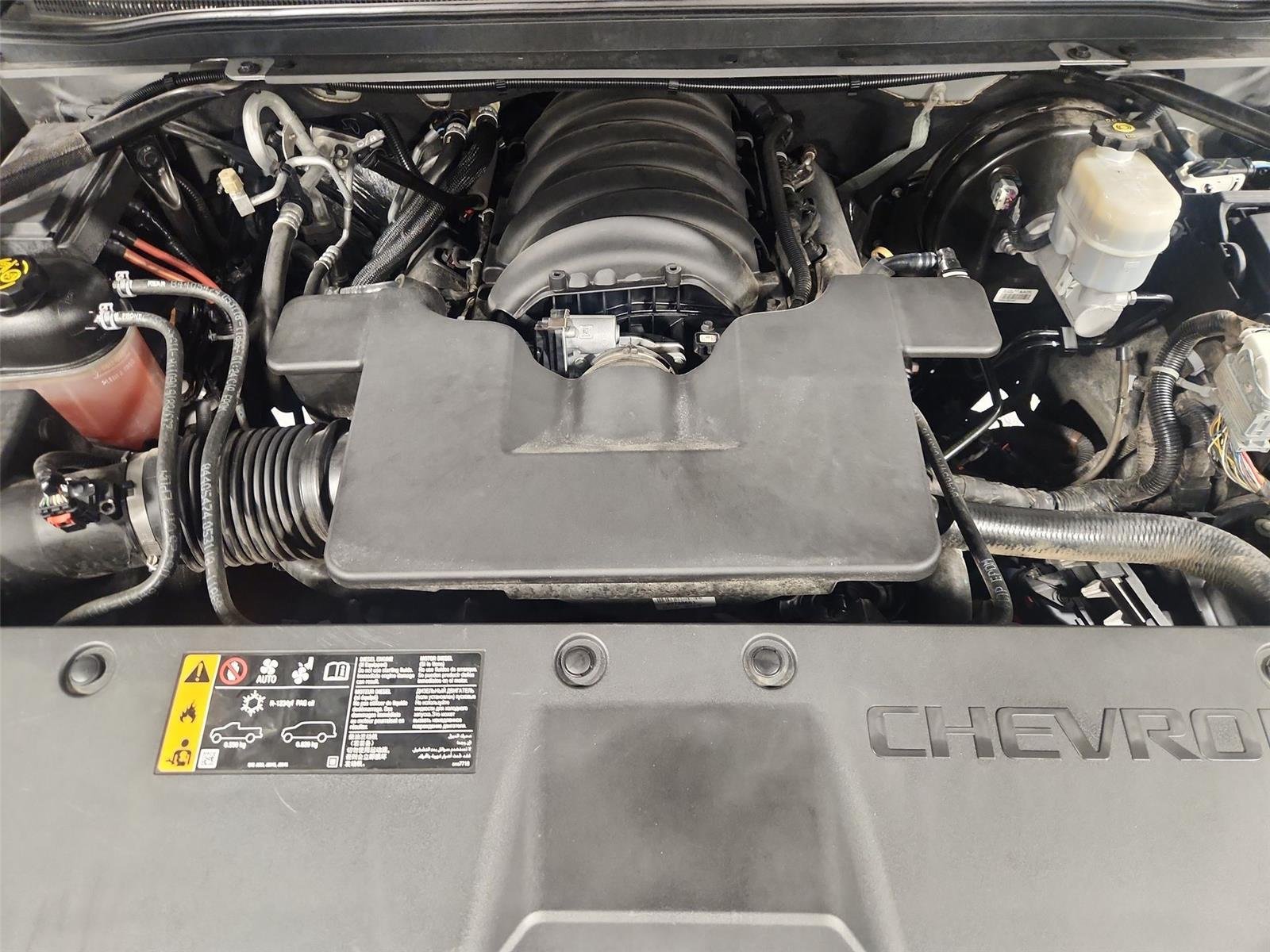 Used 2018 Chevrolet Suburban LT AWD/4WD image 29
