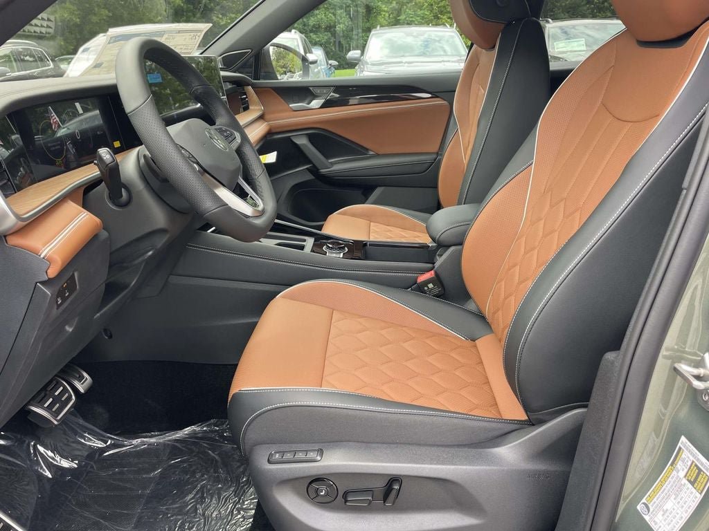 New 2026 Volkswagen Tiguan SEL R-Line AWD/4WD image 31