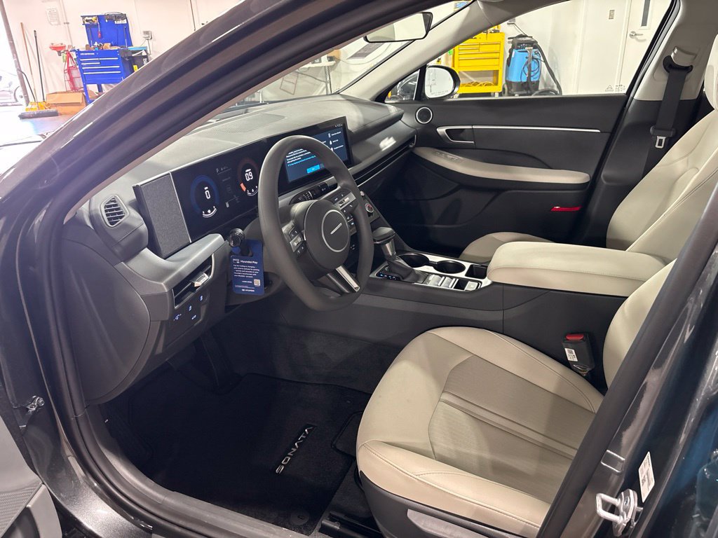 New 2026 Hyundai Sonata SE FWD image 11