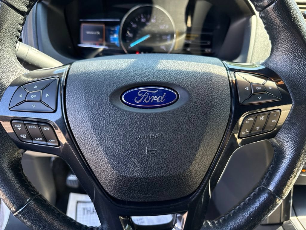 Used 2019 Ford Explorer XLT w/ Equipment Group 202A AWD/4WD image 27