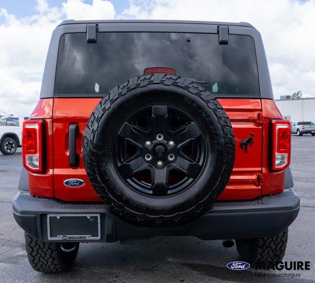 Used 2024 Ford Bronco Black Diamond image 7