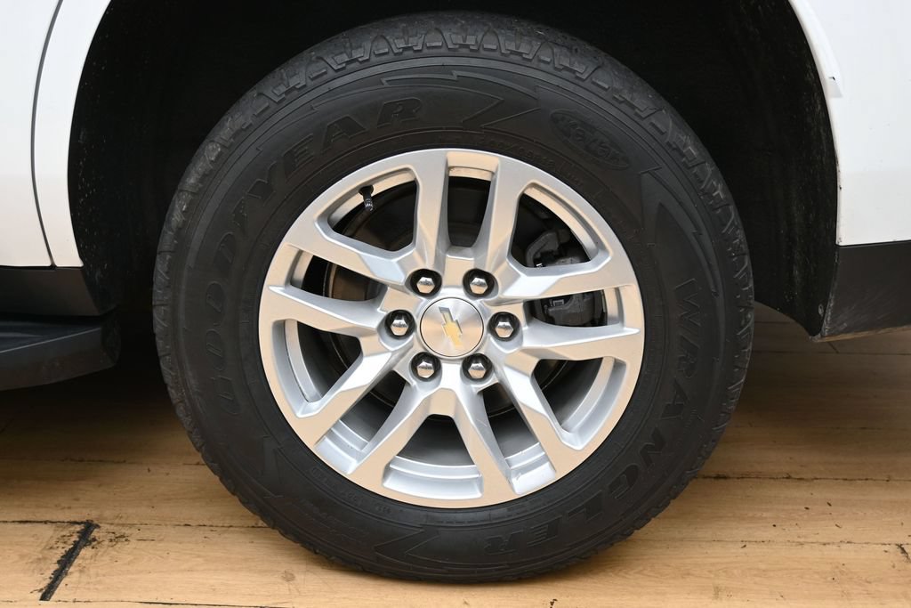 Used 2021 Chevrolet Tahoe LS AWD/4WD image 11