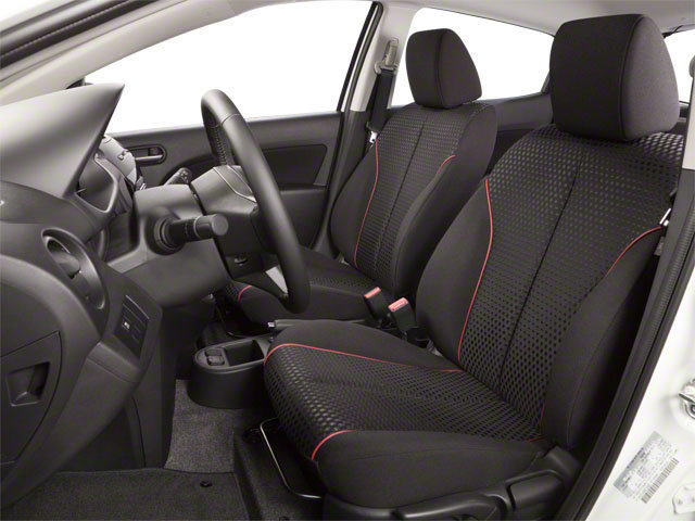Used 2013 MAZDA MAZDA2 Touring FWD image 11