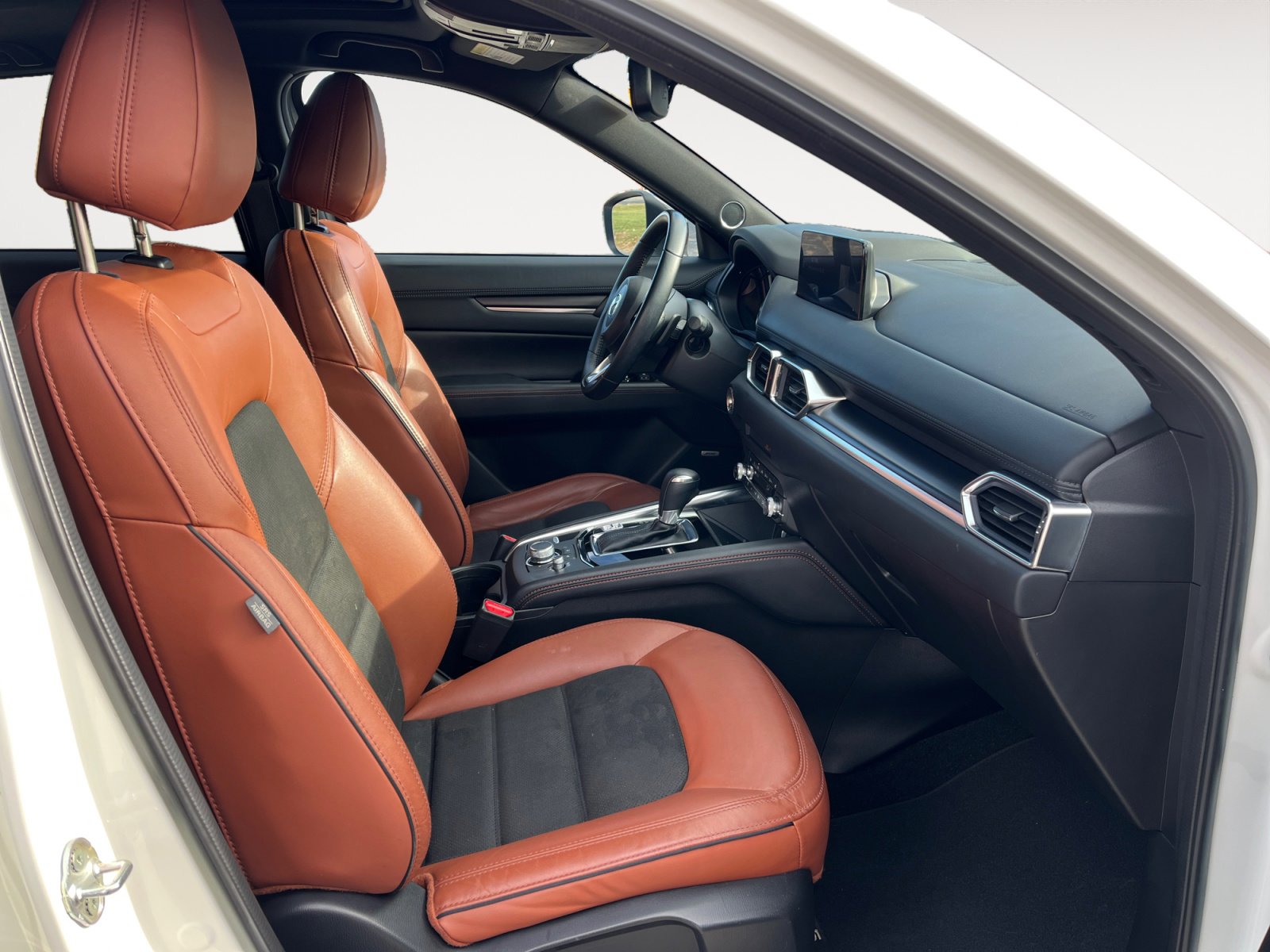 Used 2024 MAZDA CX-5 Carbon Edition AWD/4WD image 17