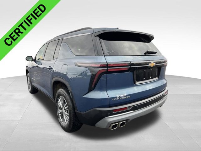 Certified 2024 Chevrolet Traverse LT w/ Trailering Package FWD image 4