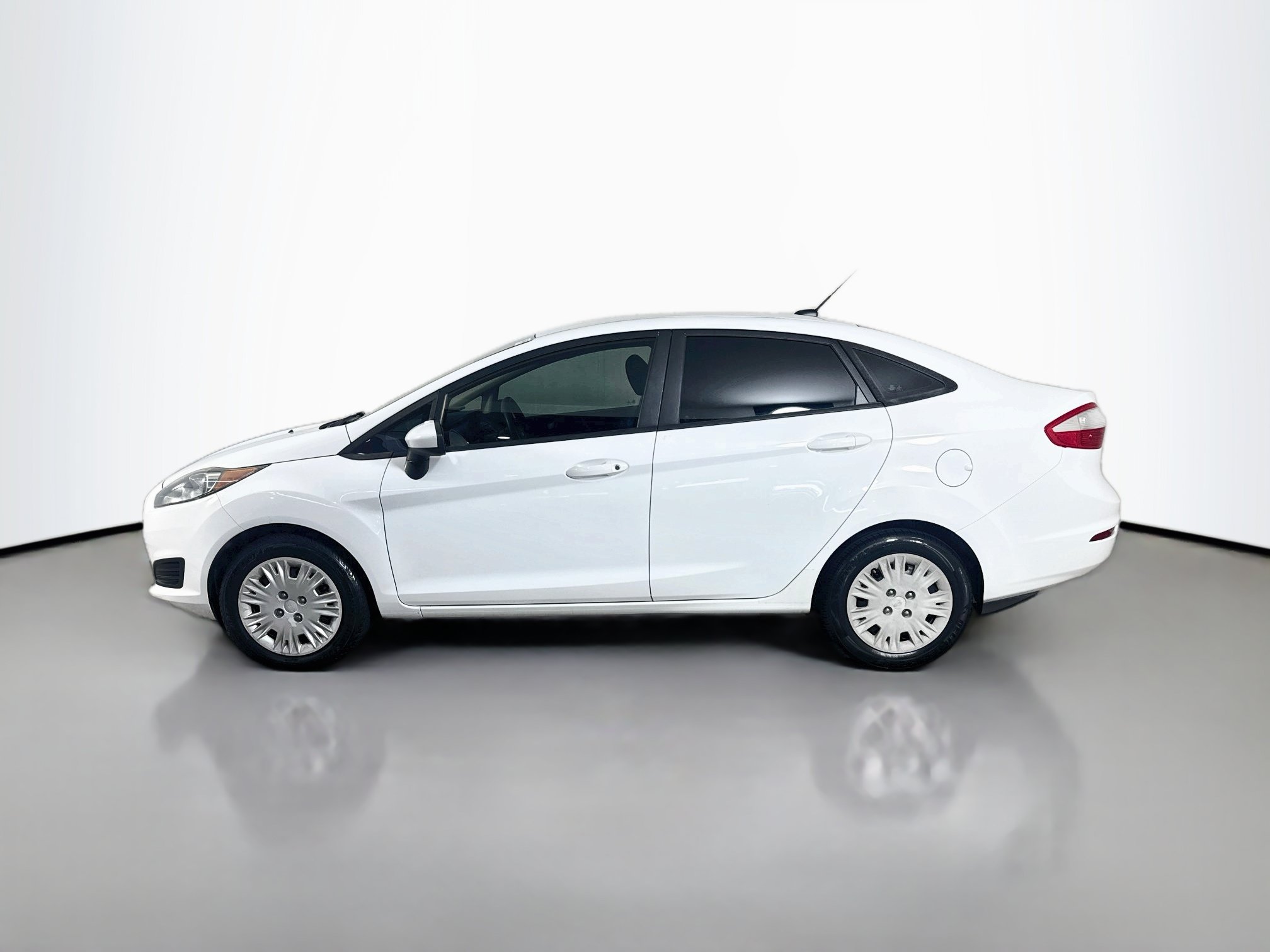 Used 2018 Ford Fiesta S FWD image 6