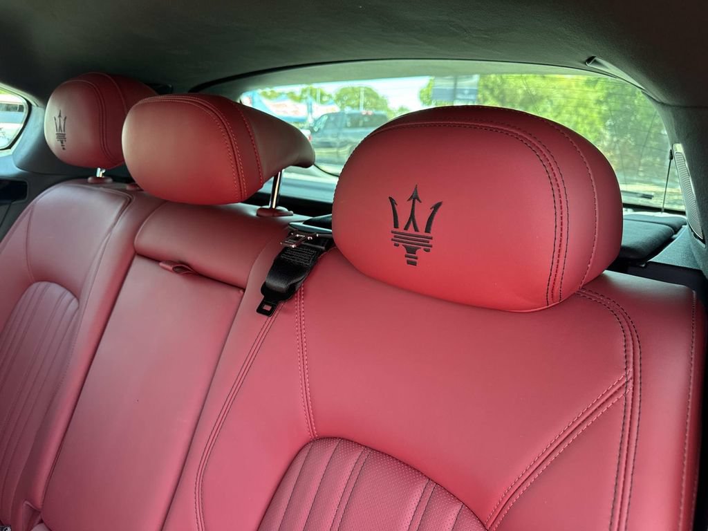 Used 2023 Maserati Levante GT AWD/4WD image 25
