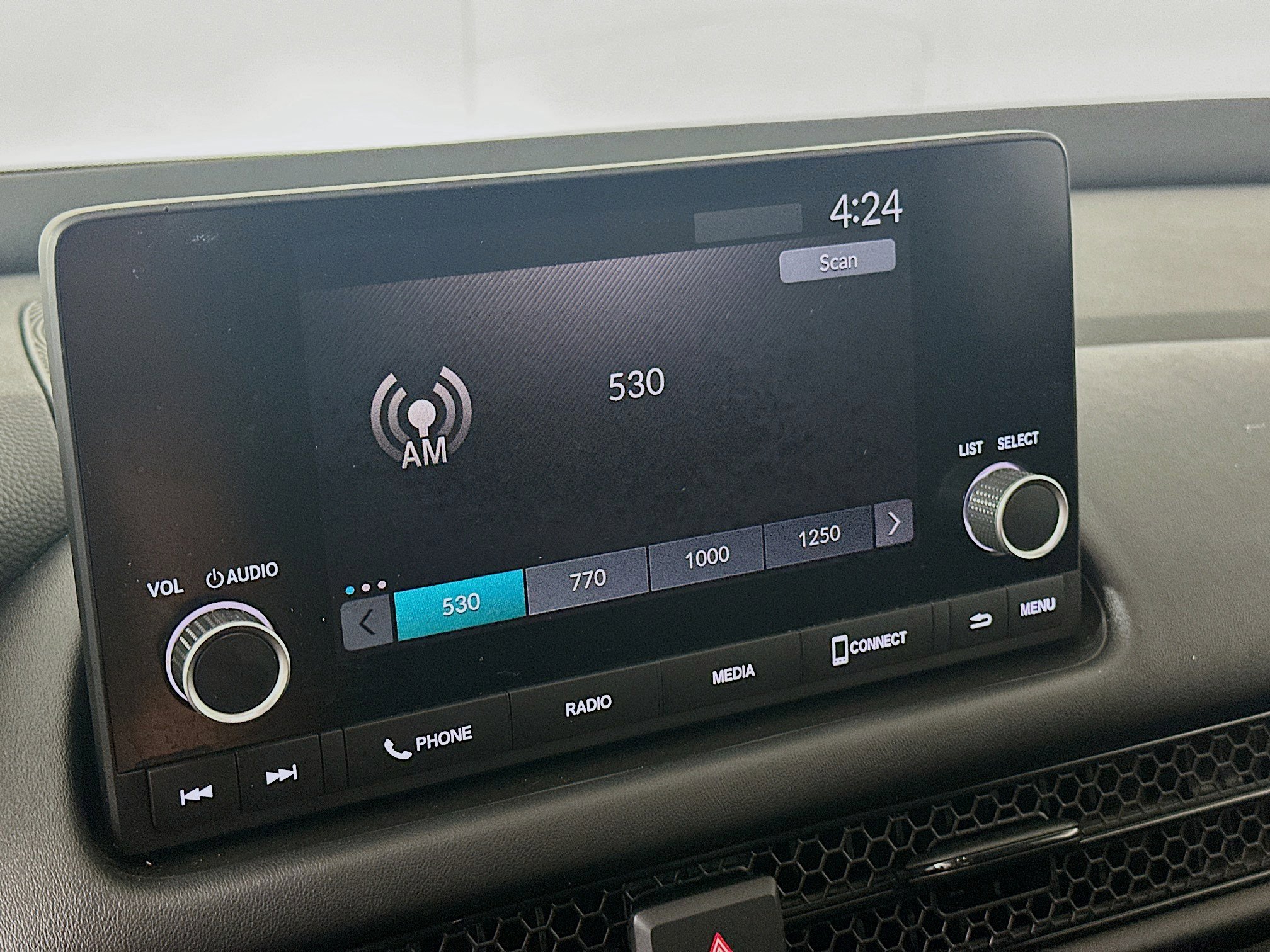 Used 2023 Honda HR-V LX image 19