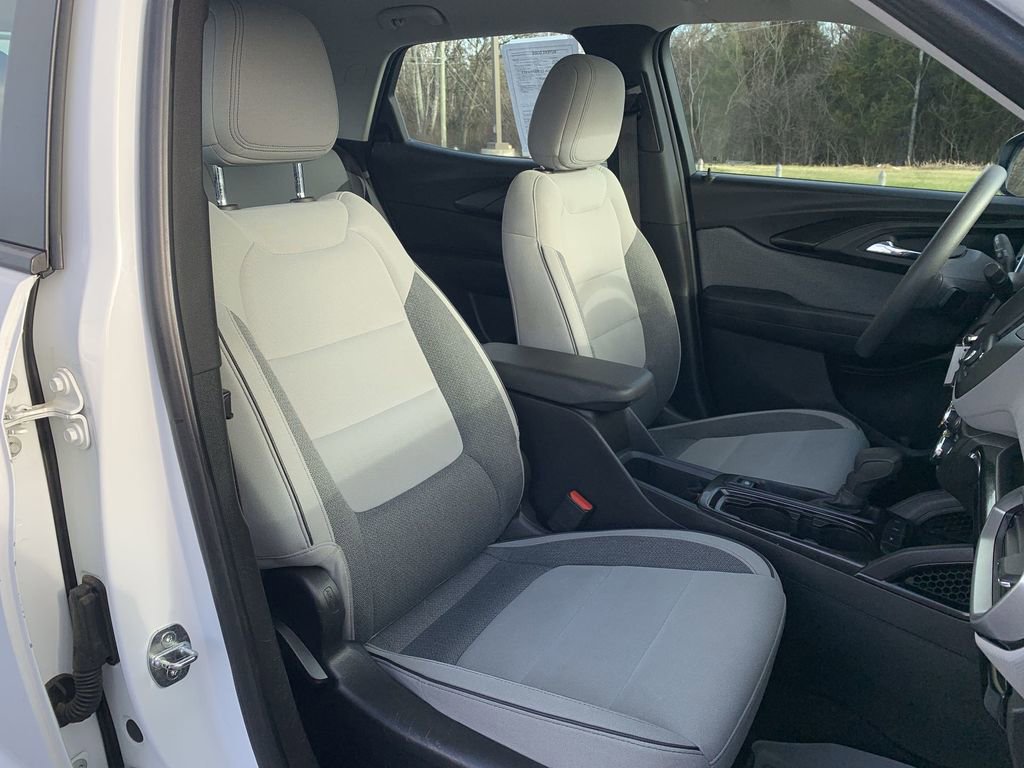 Used 2022 Chevrolet TrailBlazer LS image 24