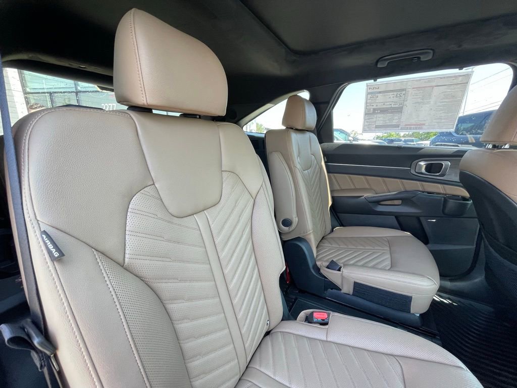 New 2026 Kia Sorento SX Prestige w/ Olive Brown Leather Package image 31
