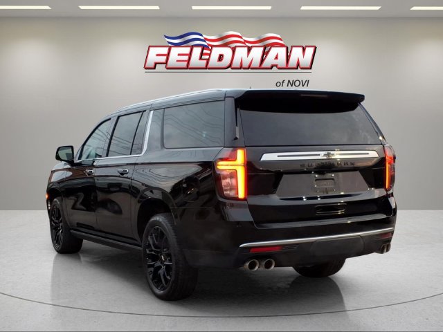 Used 2023 Chevrolet Suburban High Country w/ Premium Package AWD/4WD image 3