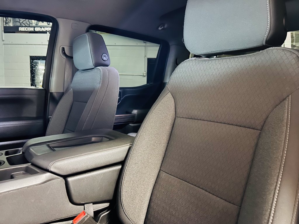 Used 2021 Chevrolet Silverado 1500 RST w/ Max Trailering Package AWD/4WD image 10