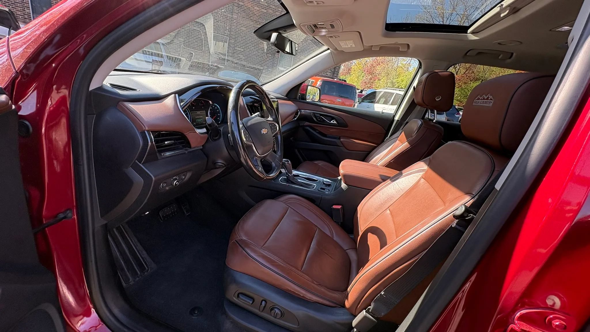 Used 2019 Chevrolet Traverse High Country AWD/4WD image 21