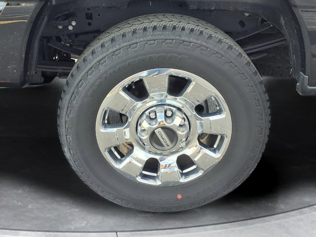Used 2025 Ford F250 Lariat w/ Chrome Package image 19
