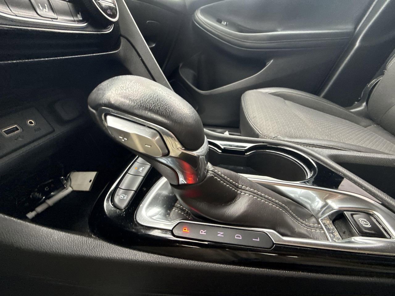 Certified 2023 Buick Encore GX Select w/ Sport Touring Package image 21