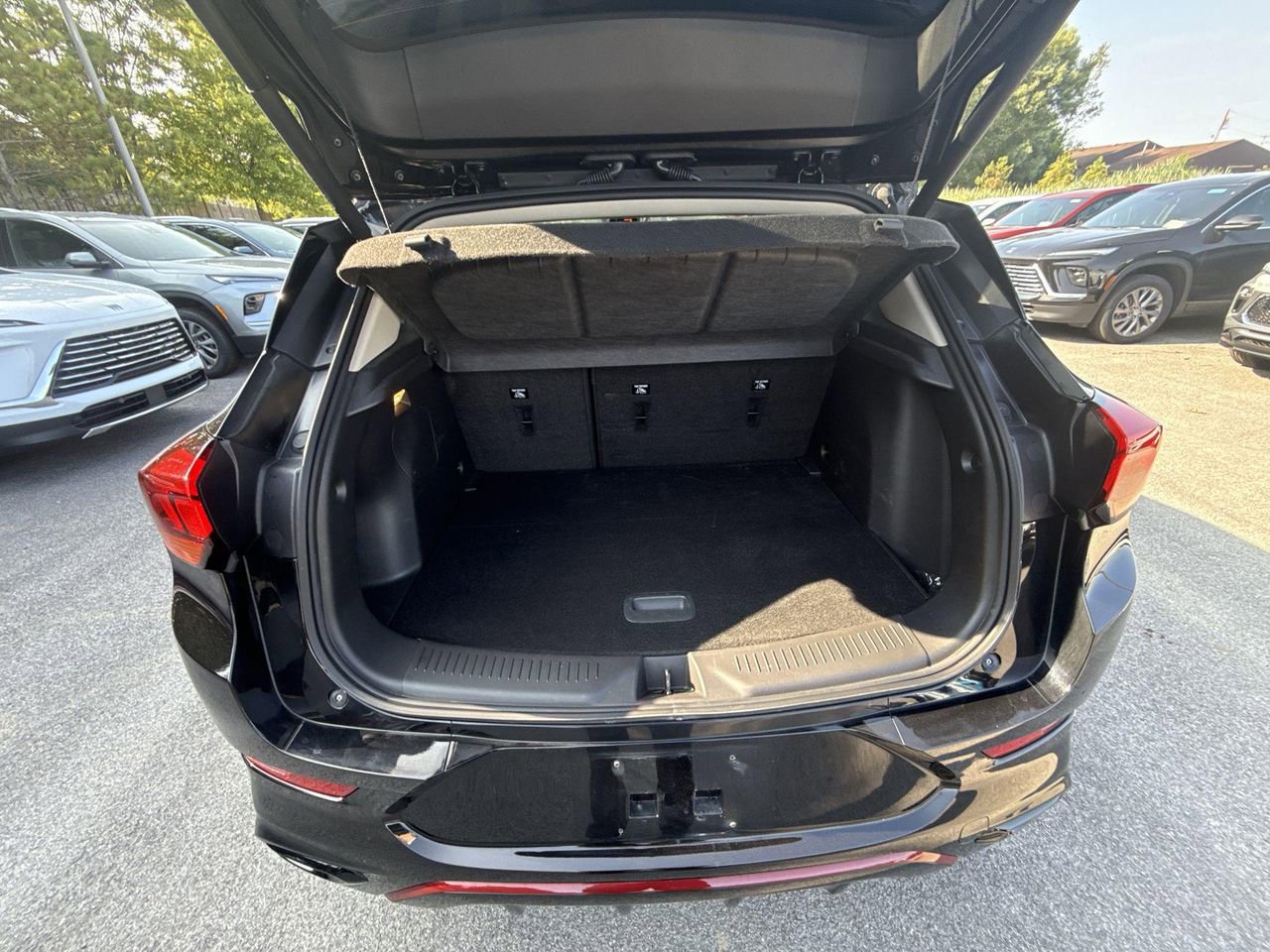 Certified 2023 Buick Encore GX Select w/ Sport Touring Package image 29