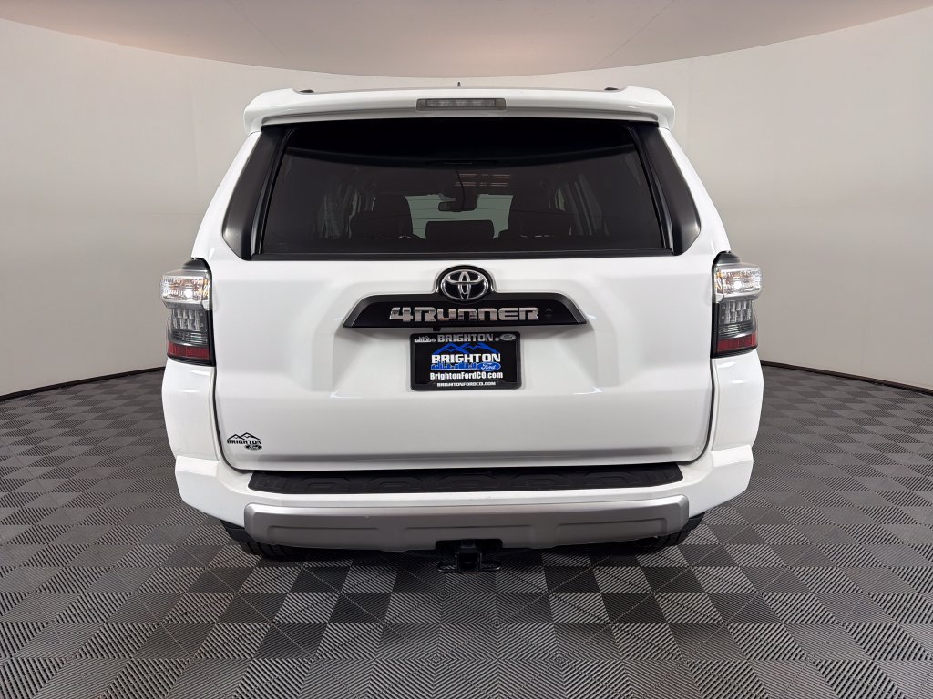 Used 2024 Toyota 4Runner TRD Off-Road Premium AWD/4WD image 4