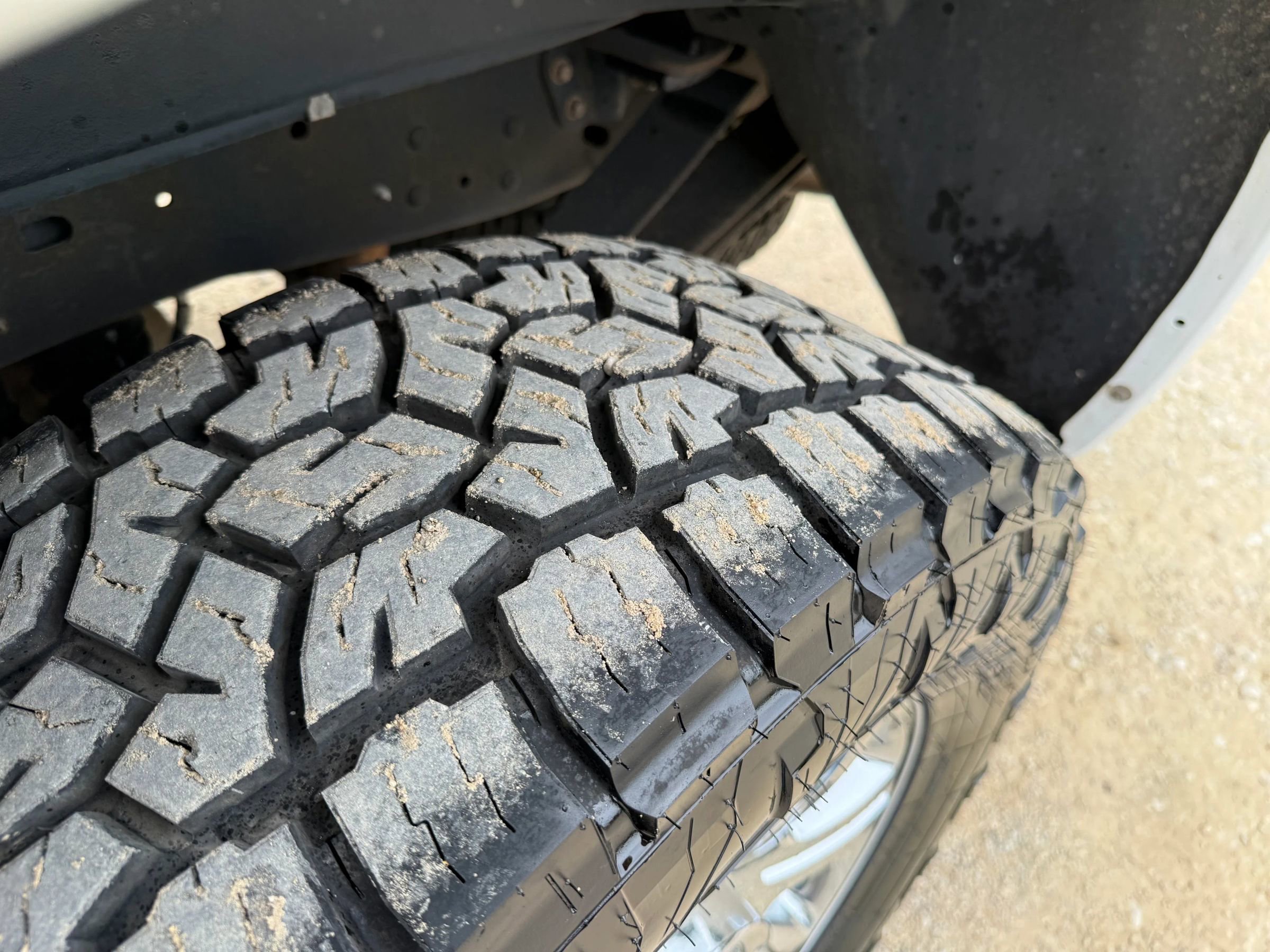 Used 2015 Ford F250 Lariat w/ FX4 Off-Road Package AWD/4WD image 17