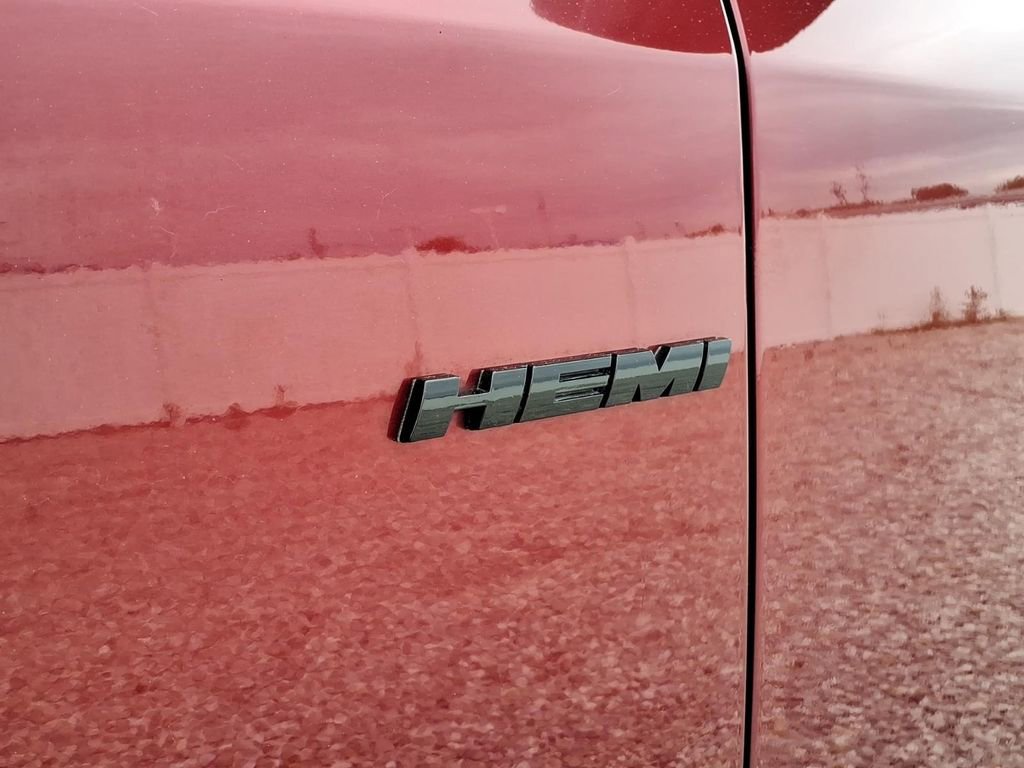 Used 2014 RAM 1500 Express AWD/4WD image 32