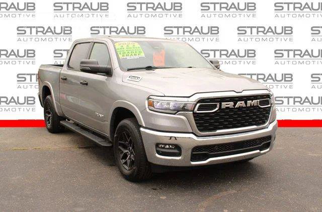 Used 2025 RAM 1500 Big Horn AWD/4WD image 1