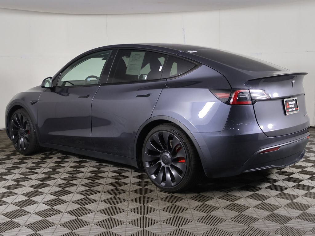 Used 2023 Tesla Model Y Performance AWD/4WD image 10