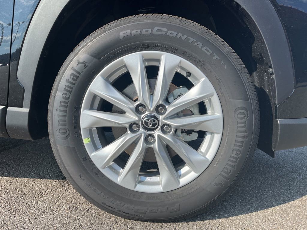New 2026 Toyota Corolla Cross LE image 12